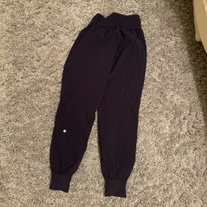 Navy blue lululemon joggers